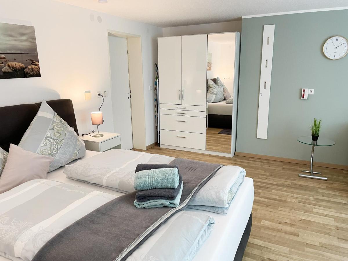 Ferienwohnung Esther ジンゲン エクステリア 写真