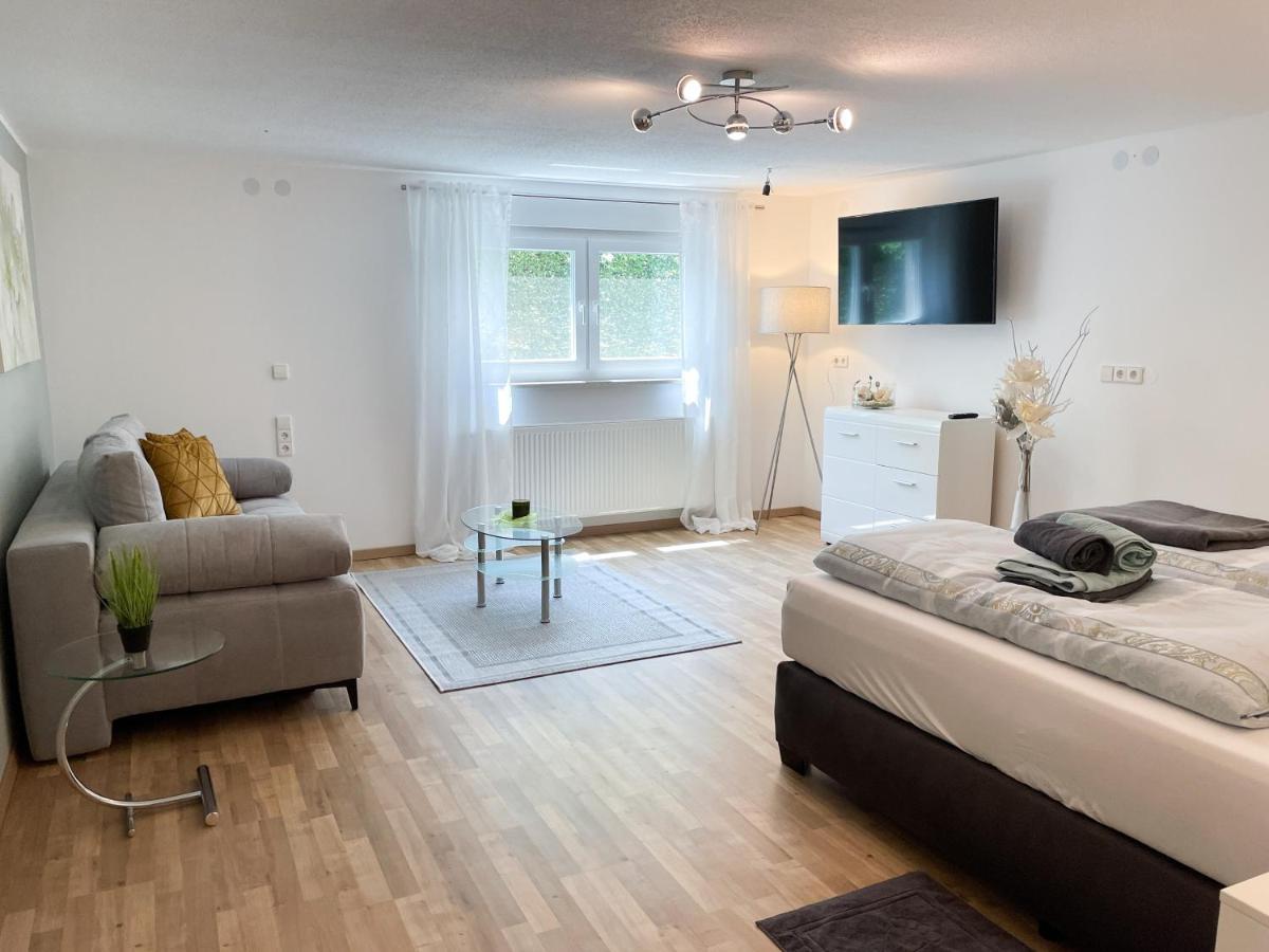Ferienwohnung Esther ジンゲン エクステリア 写真